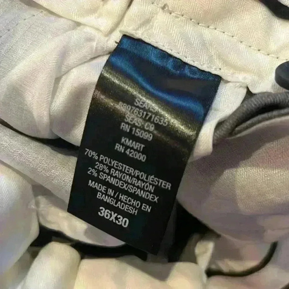 David Taylor Classic Fit “The Perfect Pant Pleated”. Size 36x30. - Picture 6 of 8